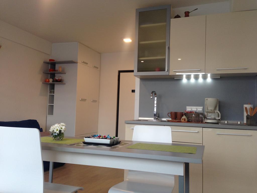 Dea'S Studio Apartment ซาราเยโว ห้อง รูปภาพ