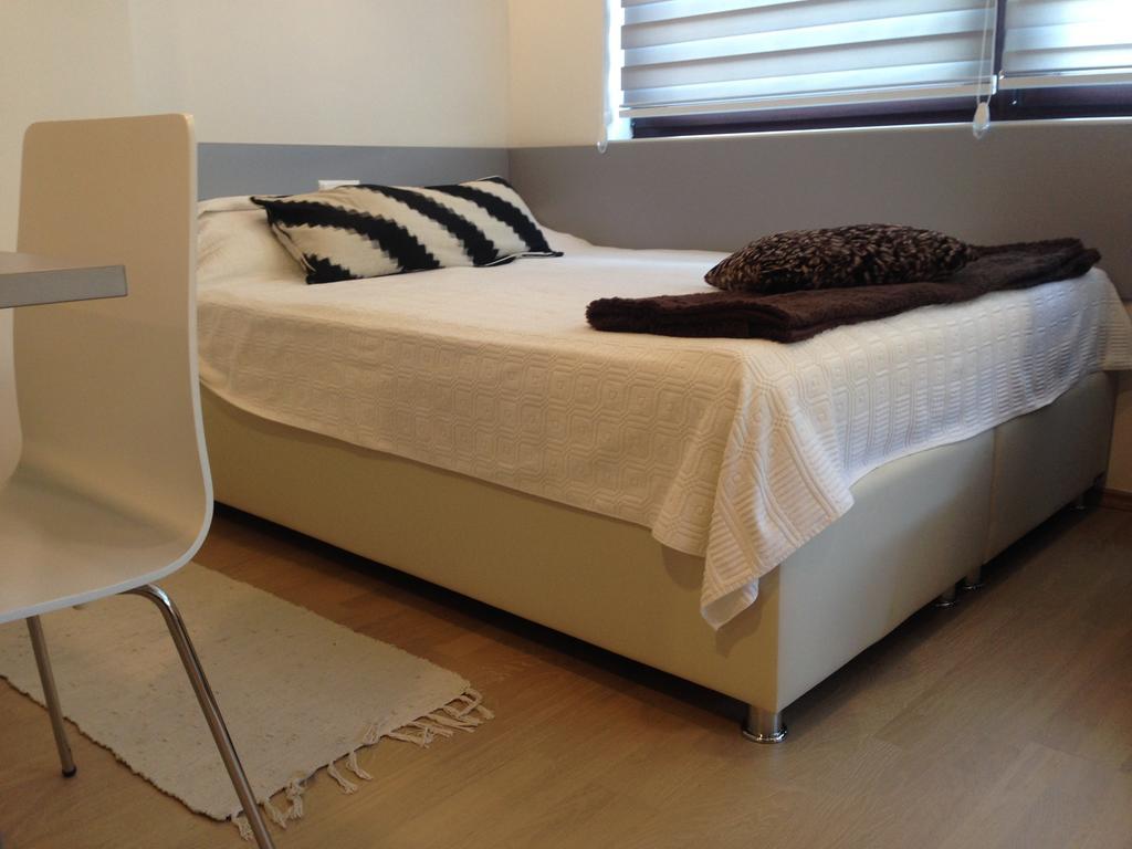 Dea'S Studio Apartment ซาราเยโว ห้อง รูปภาพ