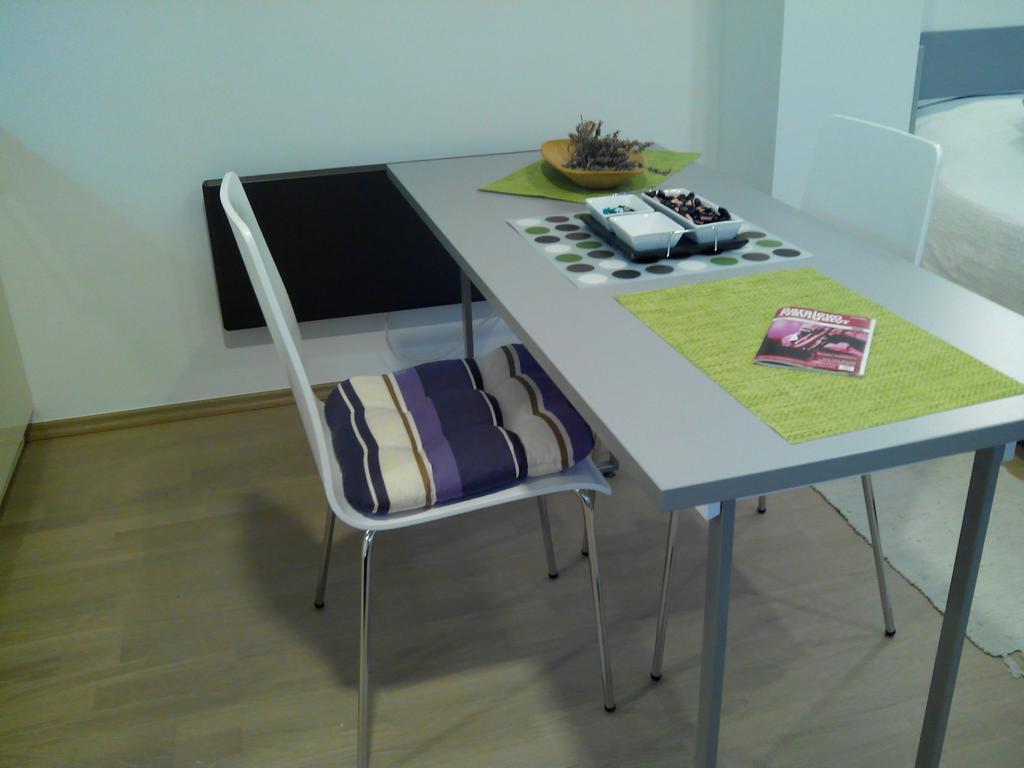 Dea'S Studio Apartment ซาราเยโว ห้อง รูปภาพ